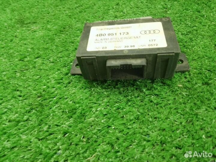 Блок сигнализации Audi A4 A6 423