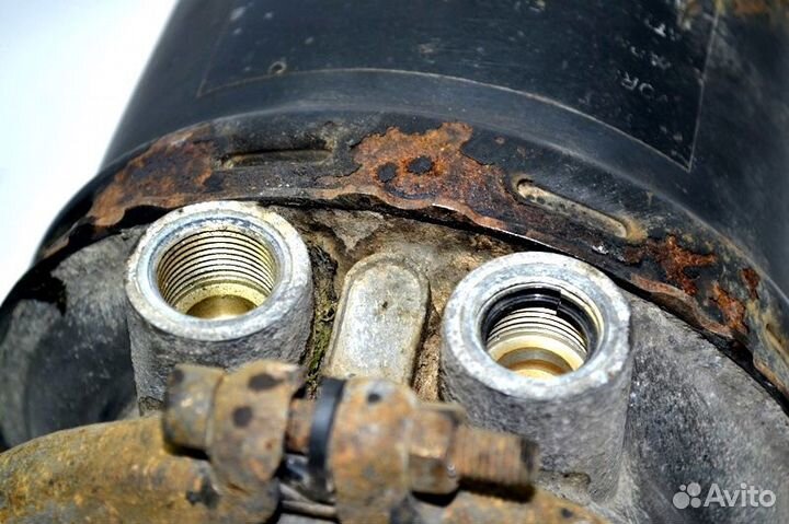 Энергоаккумулятор ведущего моста MAN TGX 18.680 (0