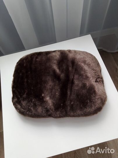 Лежанка для кошек и маленьких собак