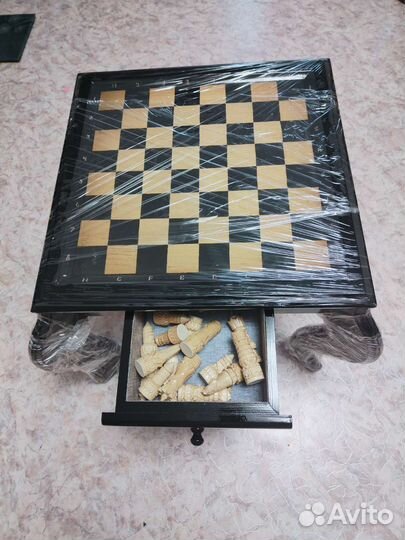 Шахматы ручной работы стол