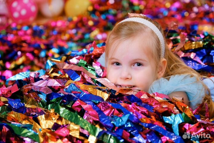 Бумажная дискотека, серебряное и неоновое шоу