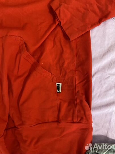 Фирменные вещи для спорта 42,44 размер