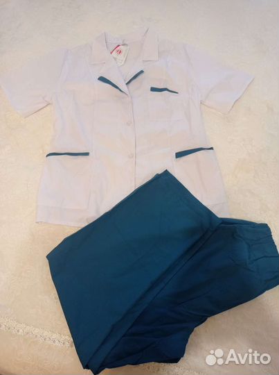 Медицинский костюм