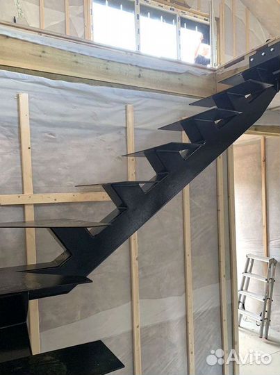 Изготовление лестниц из металлокаркаса межэтажная