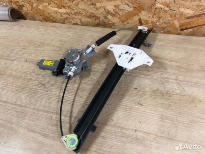 Стеклоподъемник Ssangyong Kyron