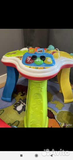 Развивающий стол chicco