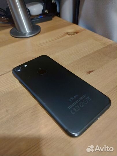 iPhone 7, 32 ГБ