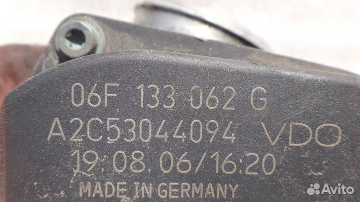 Дроссельная заслонка Audi A4 B7 06F133062G