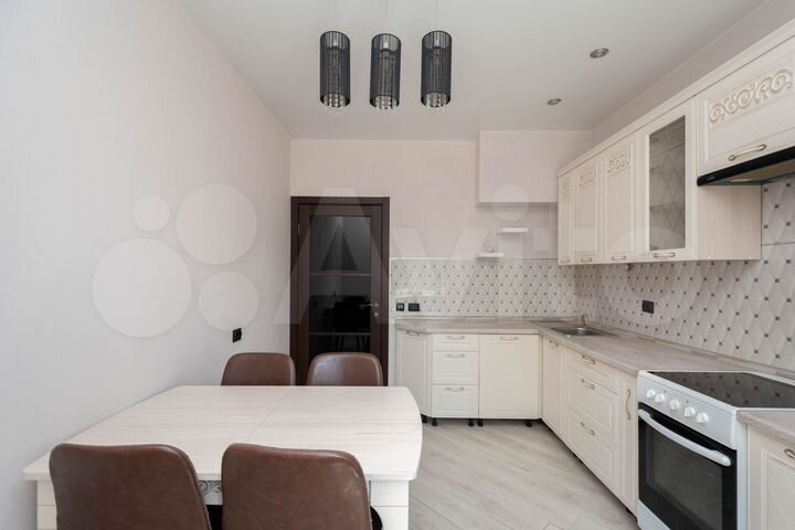 2-к. квартира, 60 м², 2/6 эт.