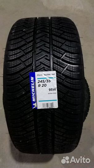 Michelin Pilot Alpin PA4 245/35 R20 95W
