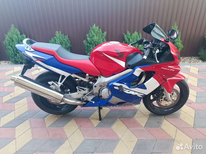 Honda CBR 600 F4i только что из Германии