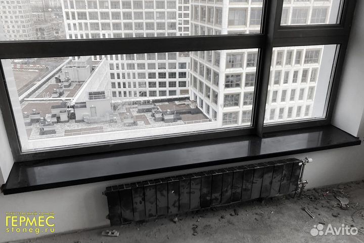 Чёрные подоконники из искусственного камня m2