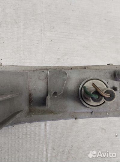 Повторитель поворота в бампер toyota town ace cr30