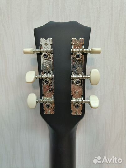 Продам гитару