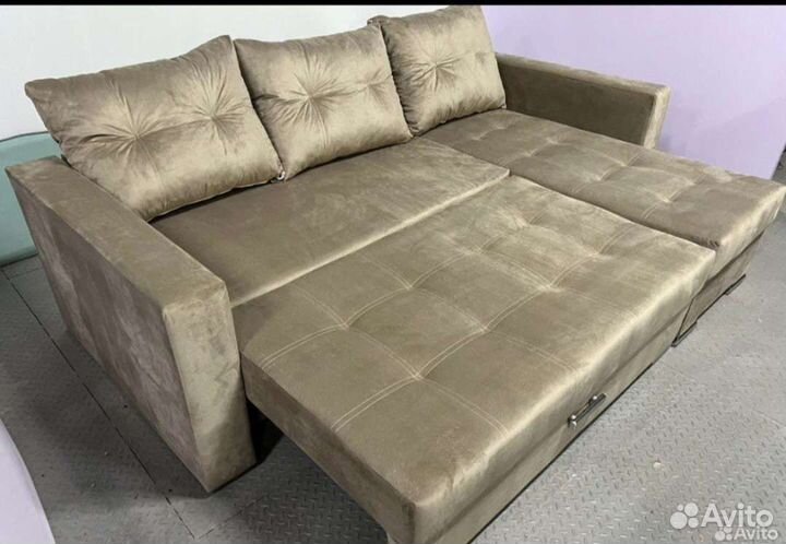 Диван угловой