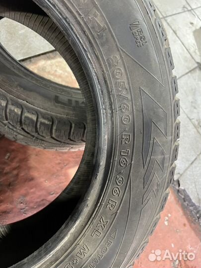 Nokian Tyres Hakkapeliitta RSi 205/60 R16