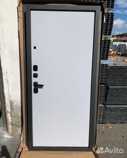 Дверь входная