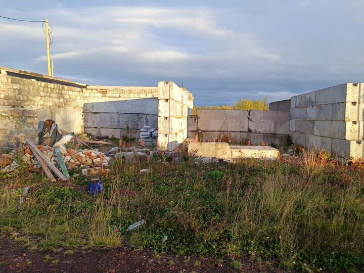 Гараж, > 30 м²