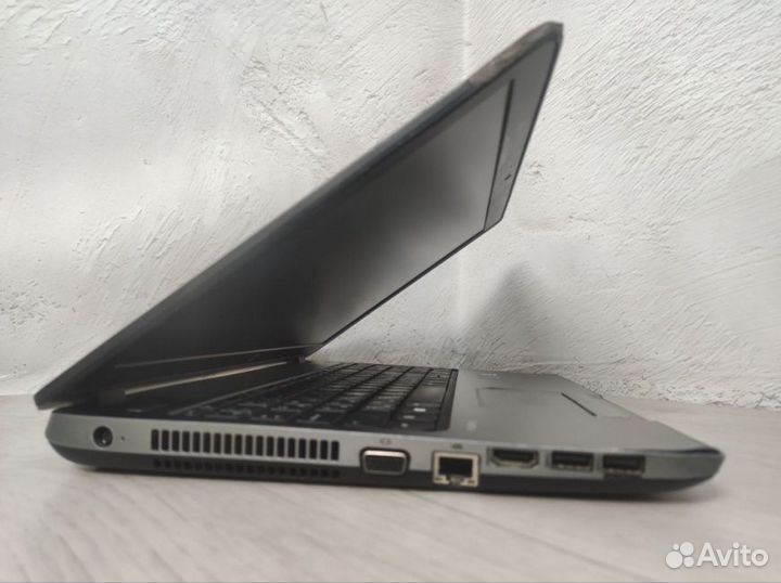 15.6 Ноутбук HP ProBook 450 G0 на Intel Core i3-31