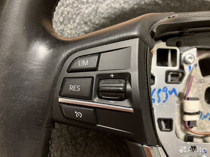 Спортивный руль с обогревом BMW 5 Series F10