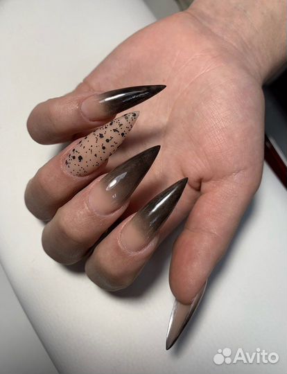 Мастер маникюра