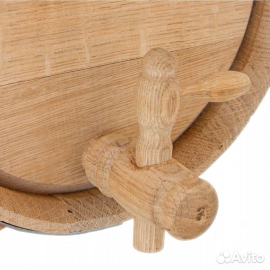 Дубовая бочка 15 л. на подставке, с дерев. краном