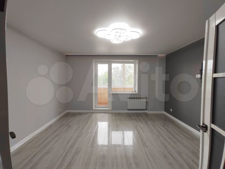 3-к. квартира, 82,1 м², 4/10 эт.