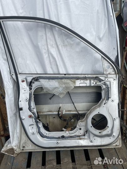 Дверь передняя левая Kia Sportage 2 Спортейдж 2