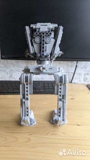 Конструктор lego star wars шагоход At-St 75153