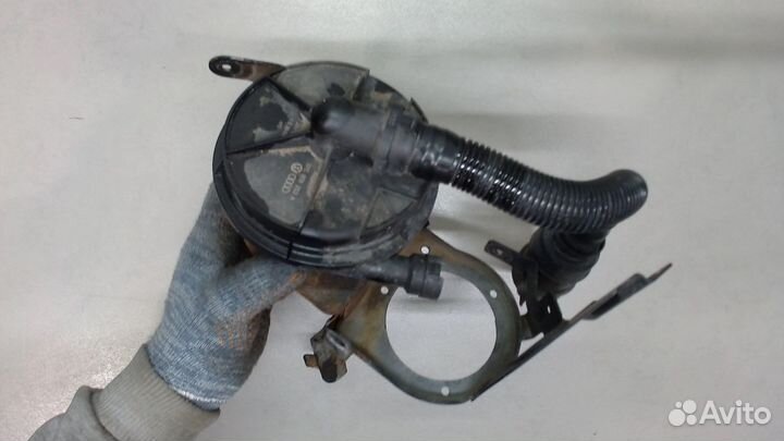 Нагнетатель воздуха Volkswagen Phaeton, 2004