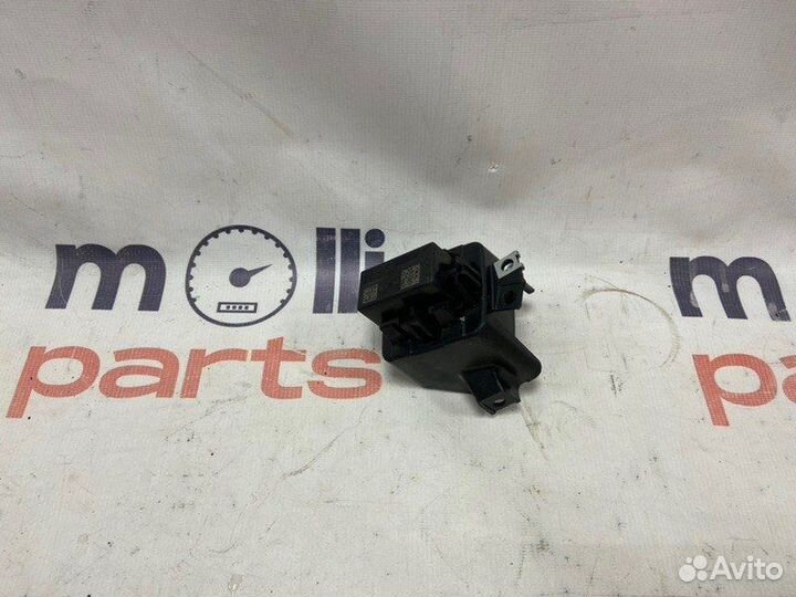 Антенна Audi A7 sportback 3.0 tfsi 2012