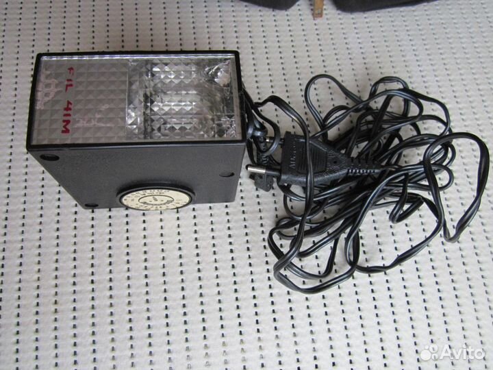 Фотовспышка FIL 41М, б/у