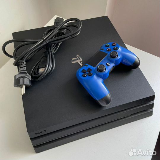 Игровая приставка SonyPlaystation 4 PRO