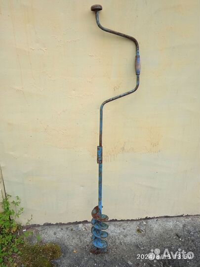 Коловорот ручной