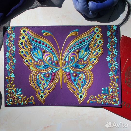 Кожаная обложка для паспорта с росписью Бабочка