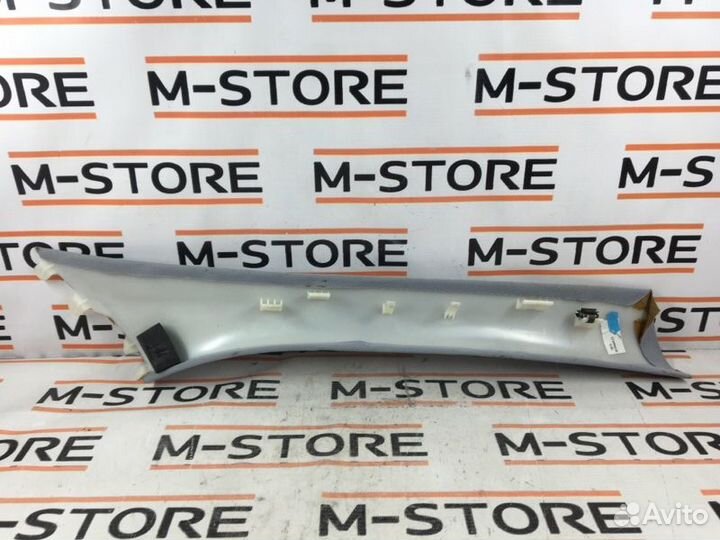 Обшивка стойки передняя левая Mercedes-Benz