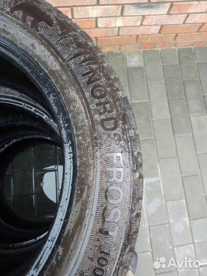 Gislaved NordFrost 100 235/55 R17 103T