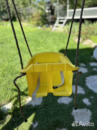 Детские качели уличные