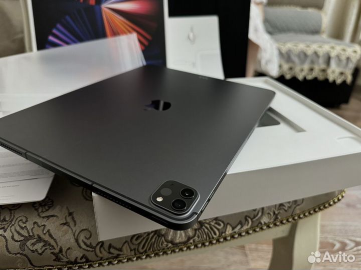 iPad Pro 12.9 5th 256 GB LTE 2021