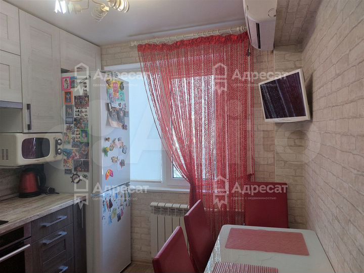 4-к. квартира, 58,4 м², 2/5 эт.