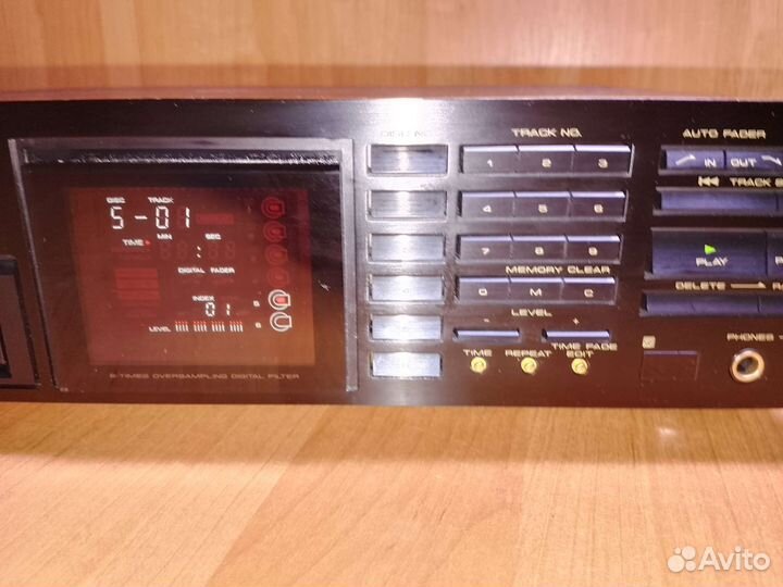 Cd проигрыватель pioneer PD-M700