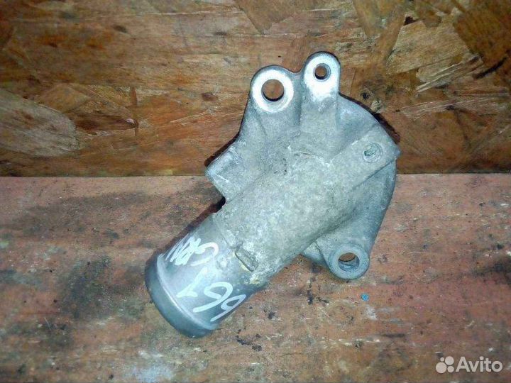 Крышка термостата Mitsubishi Grandis NA 2.4 2006