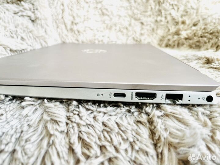 Ноутбук HP 14-ce0051ur розовый