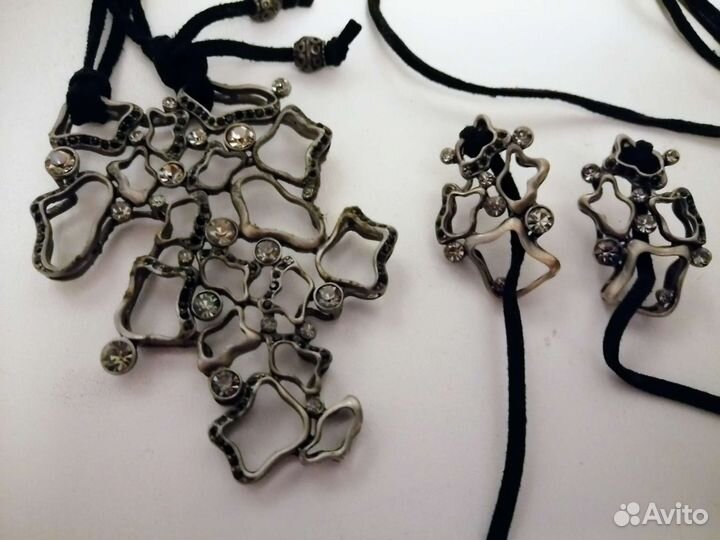 Бижутерия бусы серьги колье