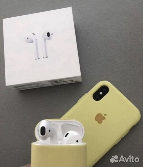 AirPods 2 + чехол