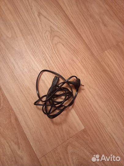 Кабель питания вилка Type C и с разъёмом C7