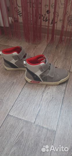 Ботинки осенние на мальчика