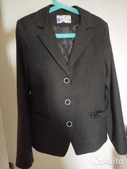 Пиджак для девочки 146