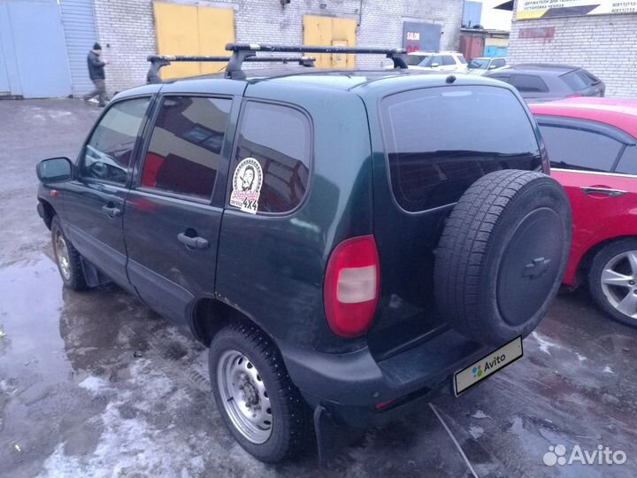 Chevrolet Niva, 2004