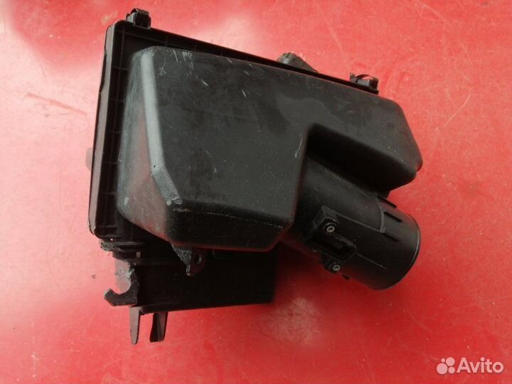 Корпус воздушного фильтра Nissan Teana J32 VQ35DE